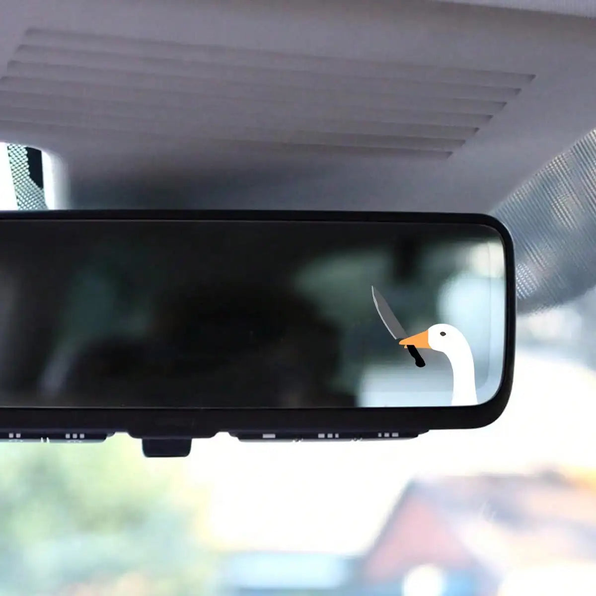 Adesivo Auto Oca con Coltello – Decal Vinile Impermeabile Divertente