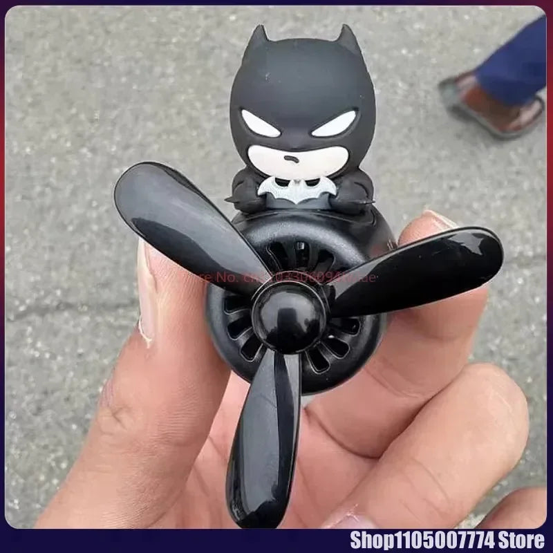 Profumatore Auto Personaggi Cartoon – Stitch, Spiderman, Alieno | Decorazione Bocchetta Aria